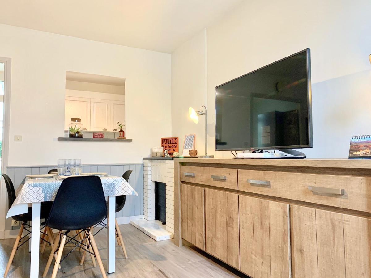 Chez Trabou Et Loulou 20 Min De La Rochelle Holiday home Aigrefeuille-d'Aunis